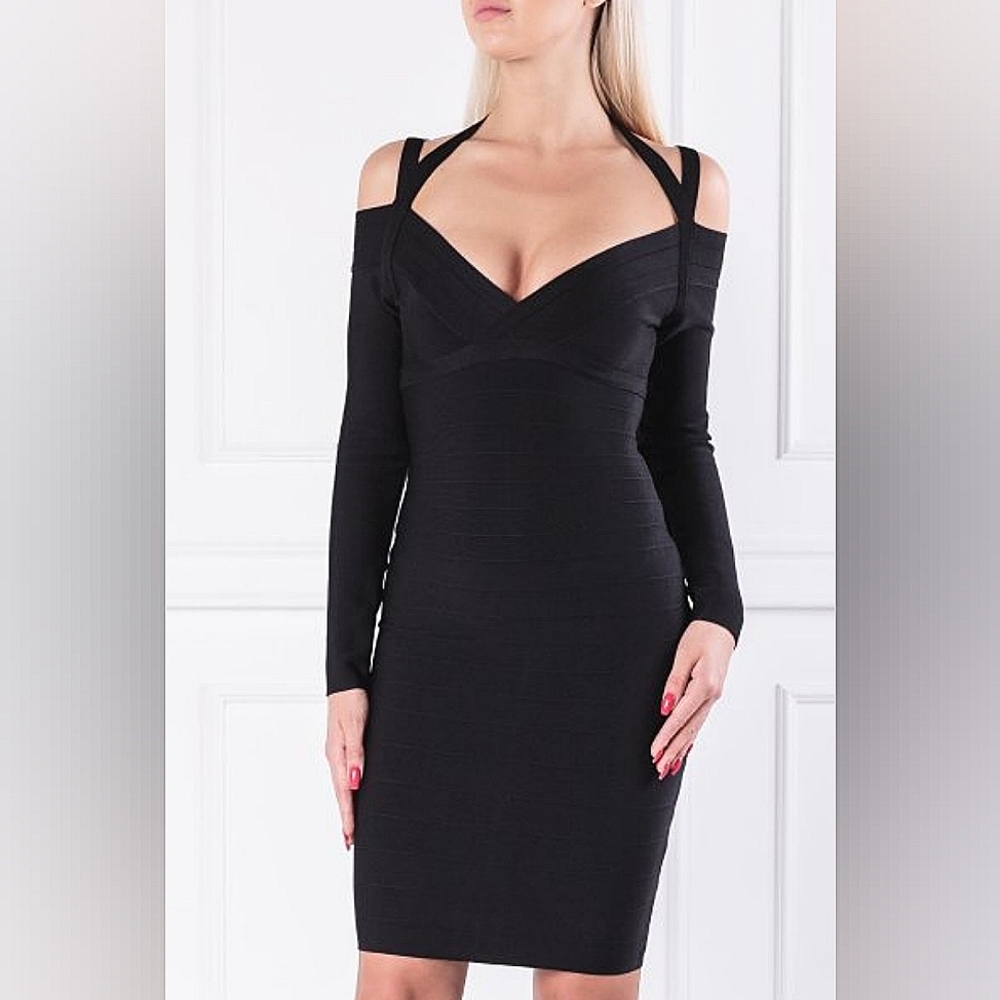 Super sexy long sleve Marciano bandaige dress.